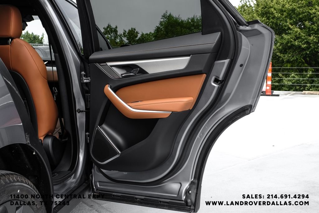 2026 Jaguar F-Pace R-Dynamic S - Photo 51