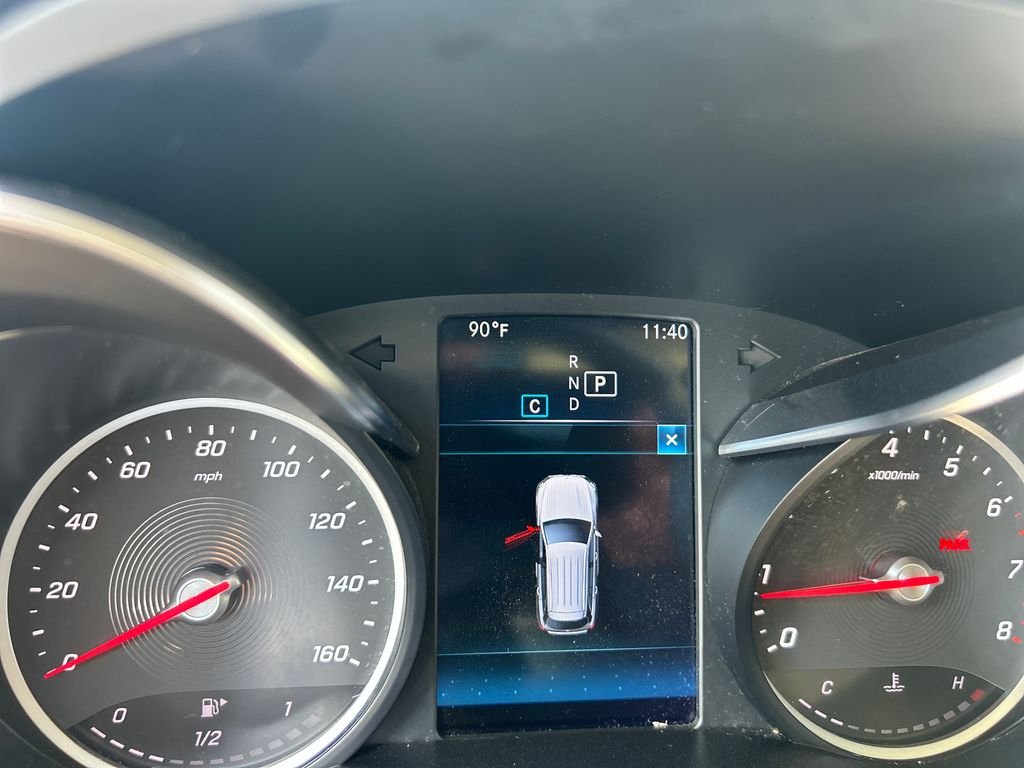 Used 2021 White Mercedes-Benz GLC 300 image 19