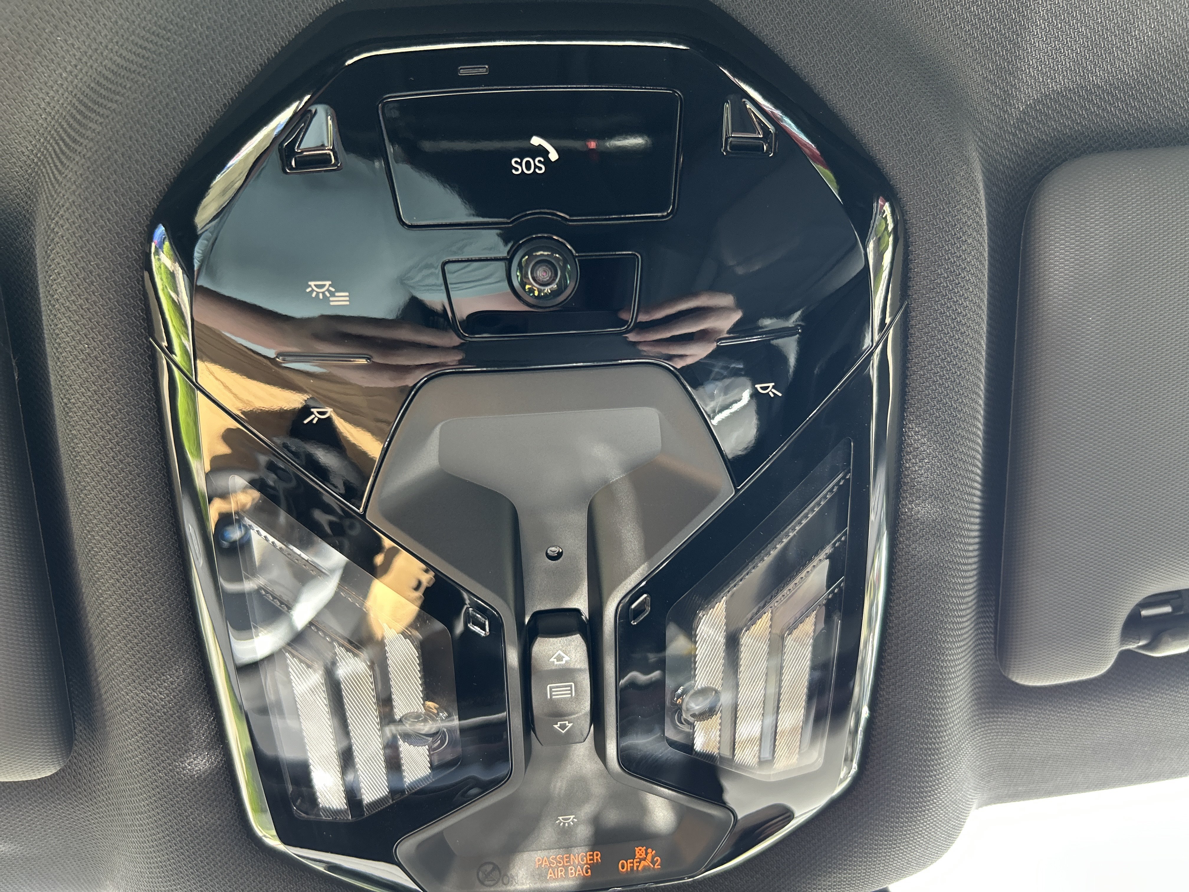 New 2026 OXIDE GREY BMW 550e xDrive image 11