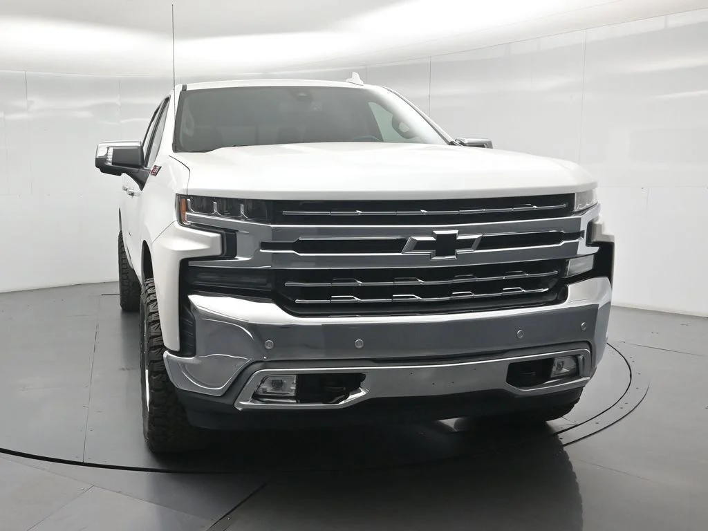 Used 2019 Beige Chevrolet LTZ image 44