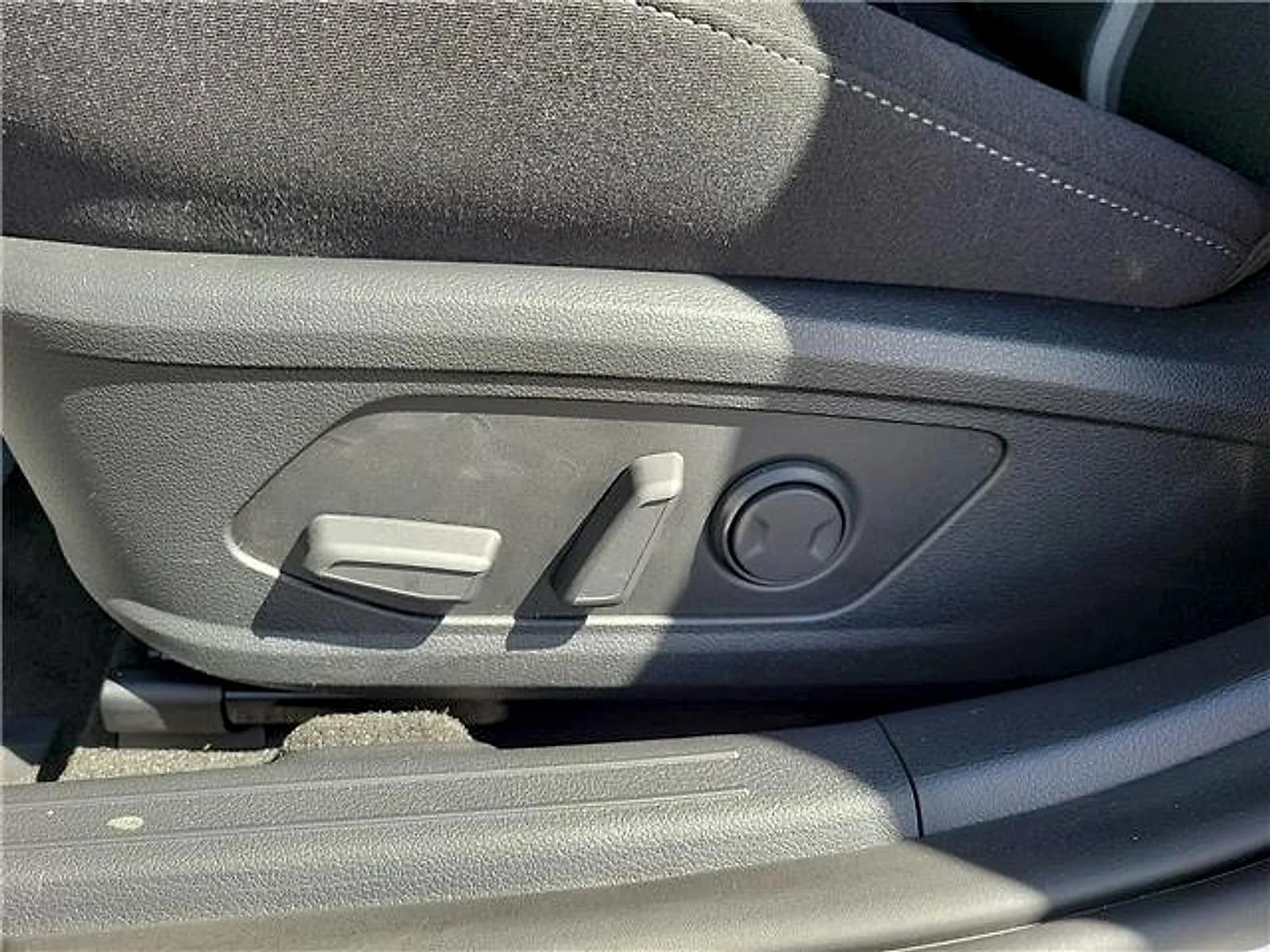 New 2026 White Hyundai SEL Sport image 13