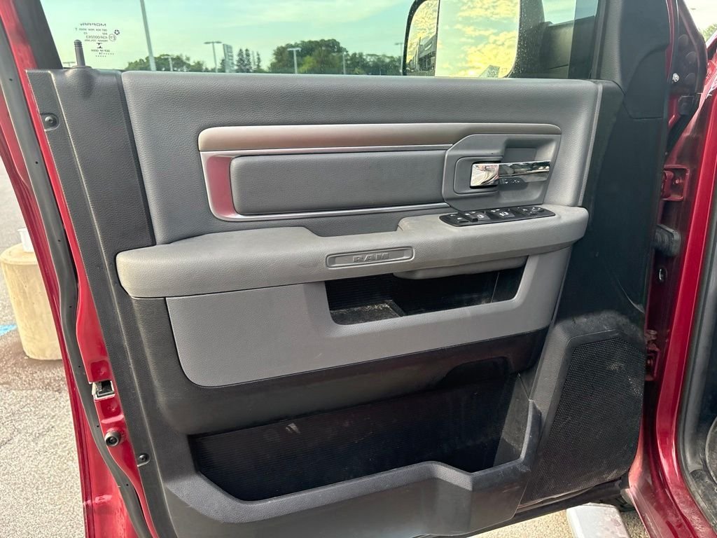 Used 2014 Red Ram Big Horn image 5