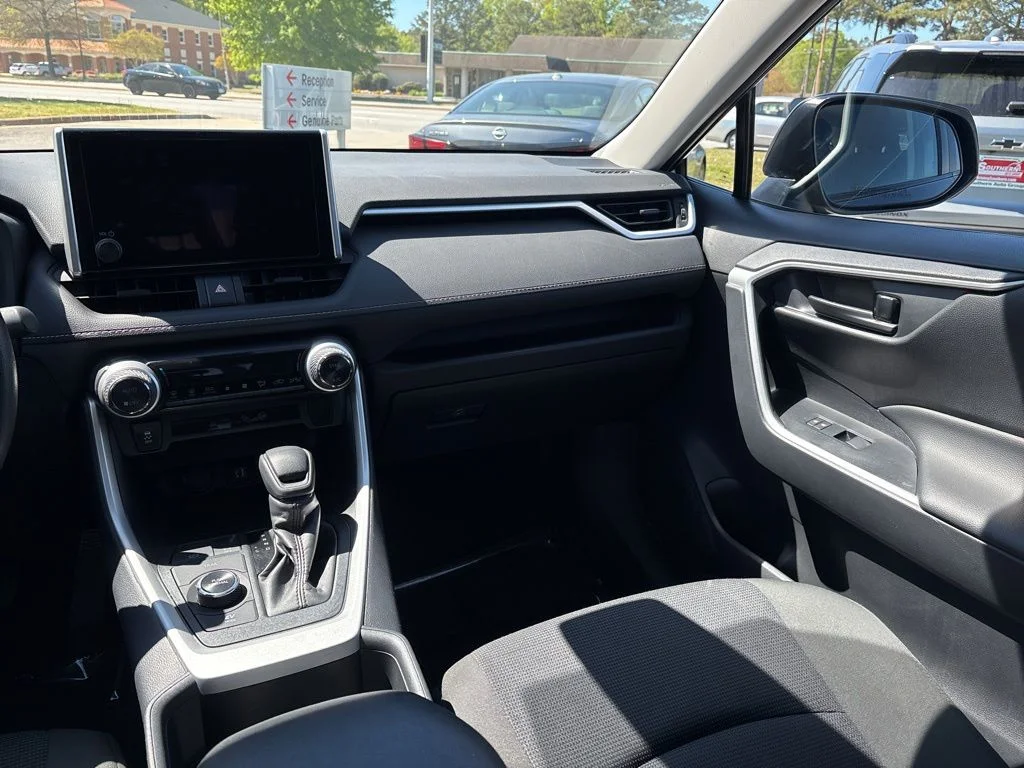 Used 2025 Gray Toyota LE image 11