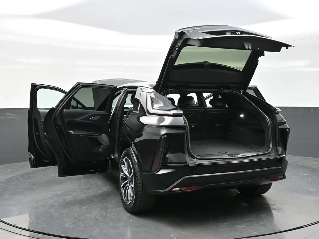 Used 2024 Black Cadillac Sport image 43