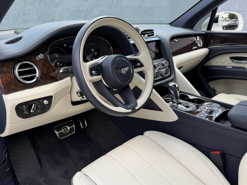 Used 2023 Glacier White Bentley Azure image 16