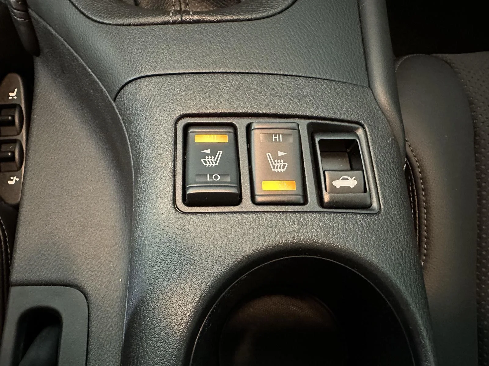 Used 2024 Boulder Gray/Super Black Nissan Performance image 22