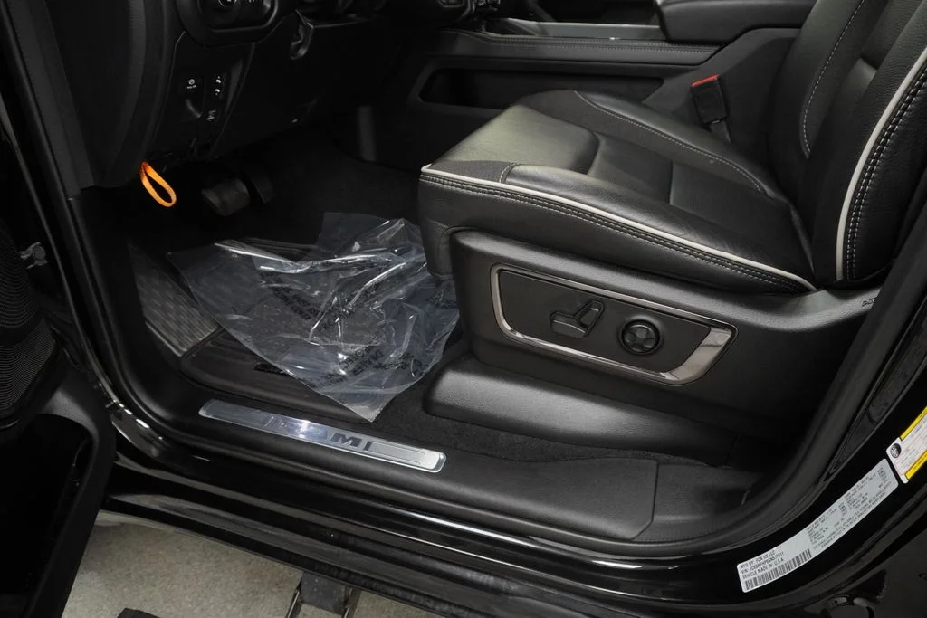 Certified Used 2025 Black Ram Limited image 42