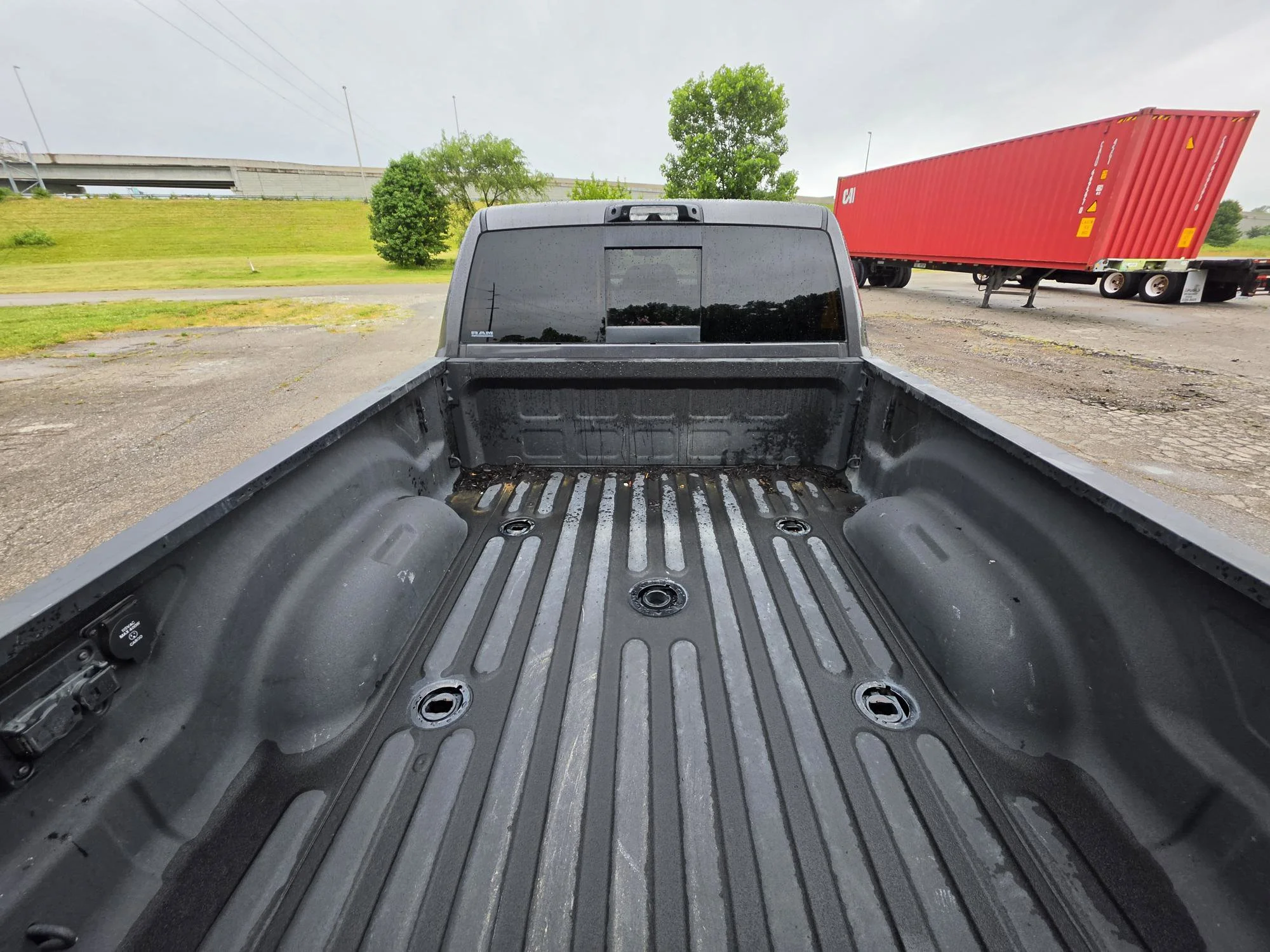 Used 2022 Granite Crystal Metallic Clearcoat Ram Limited image 5
