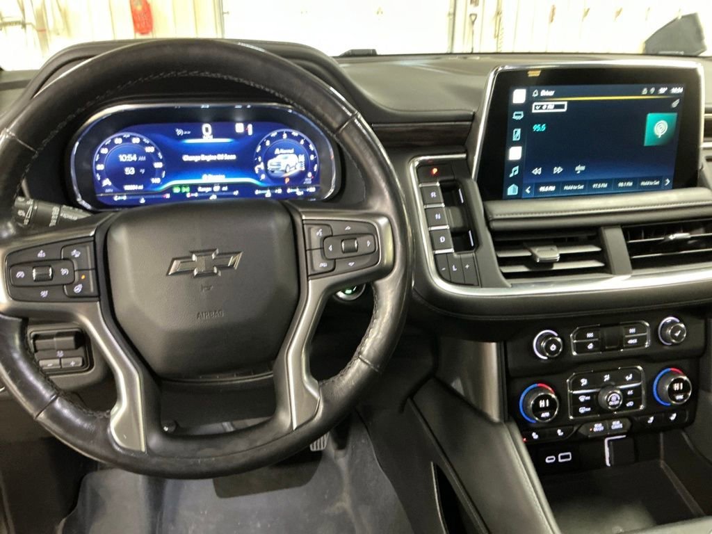 Used 2022 Satin Steel Metallic Chevrolet Z71 image 17