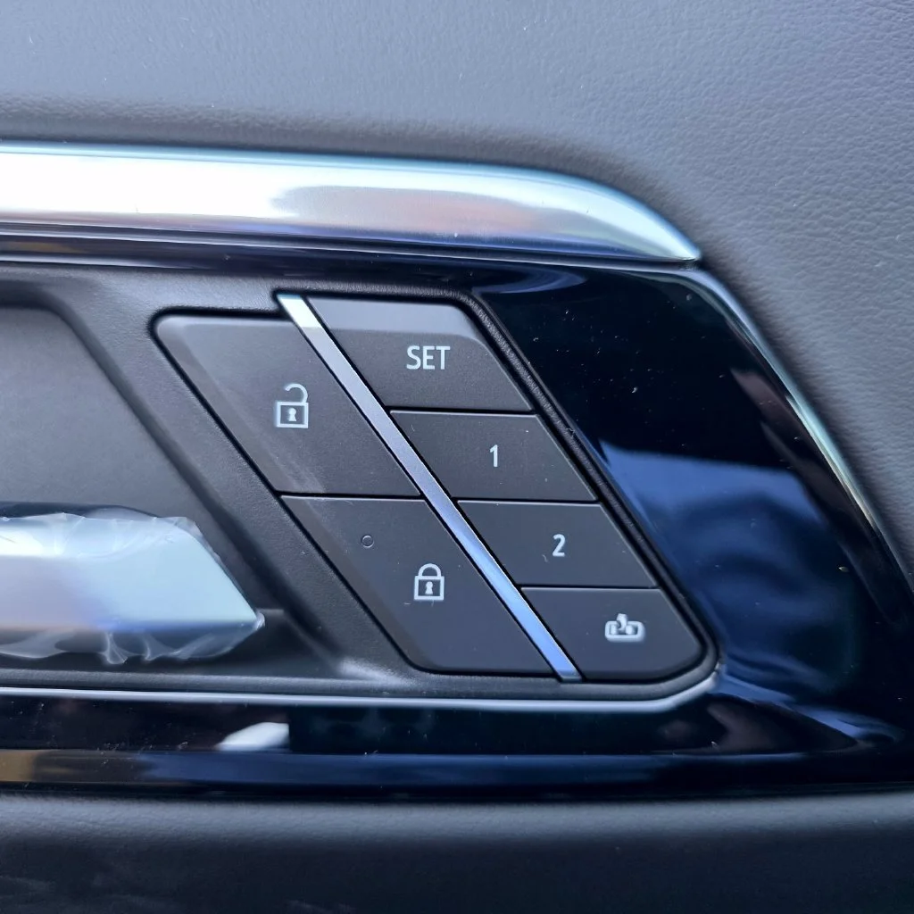 2027 Chevrolet Tahoe Z71 - Photo 26