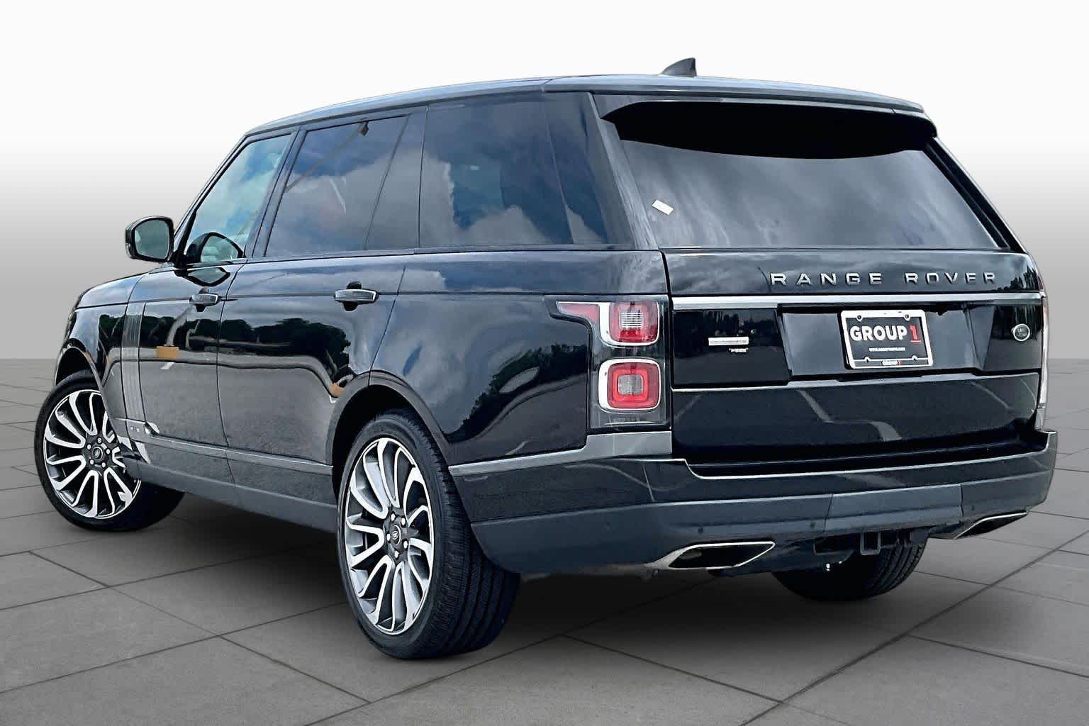 Used 2020 Santorini Black Metallic Land Rover Autobiography image 12