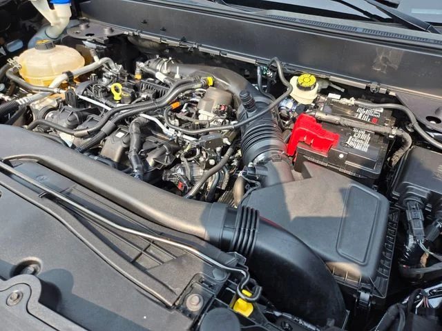 Used 2024 Black Ford Lariat image 25