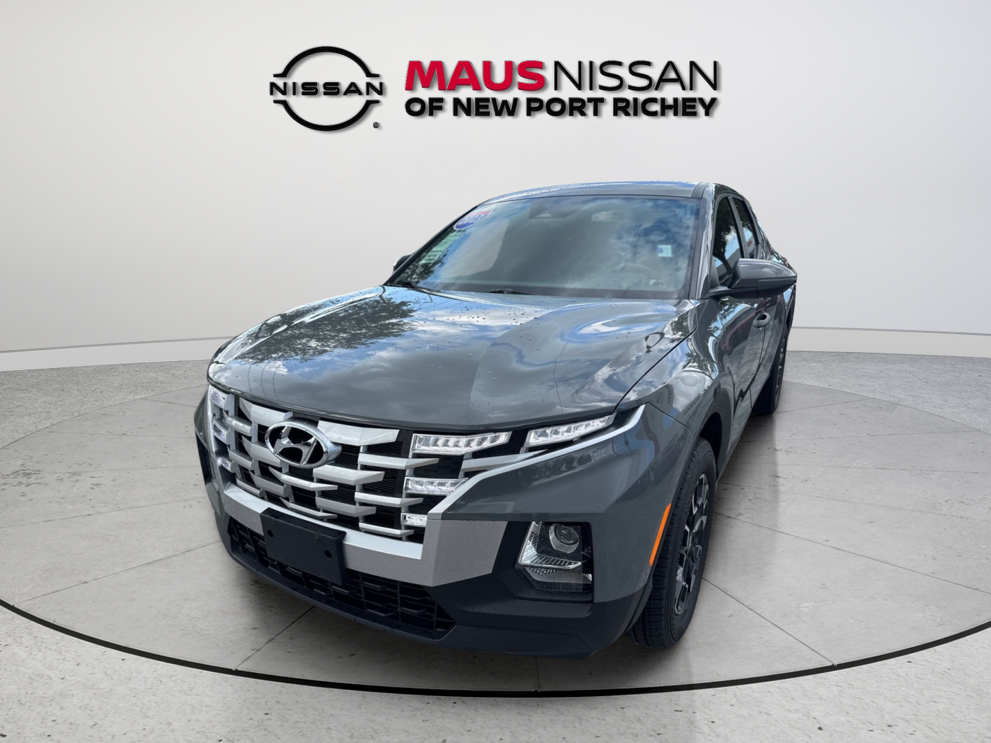 Used 2023 Gray Hyundai SEL image 4