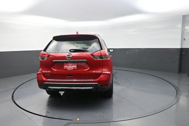 Used 2017 Red Nissan SV image 58
