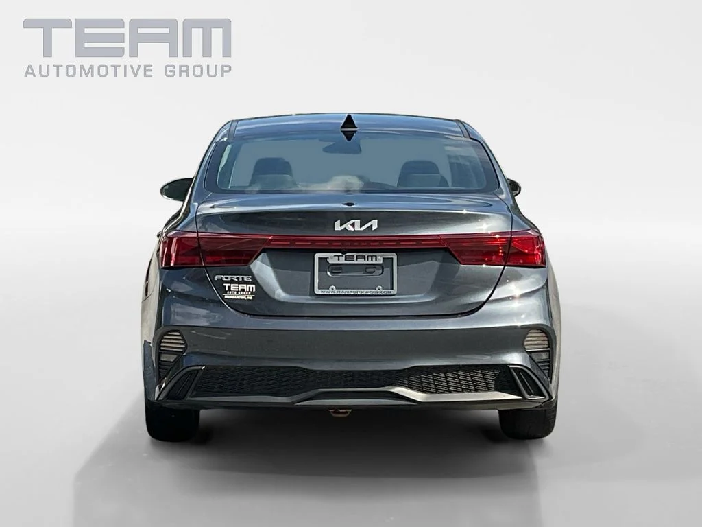 Used 2023 Gray Kia LXS image 5