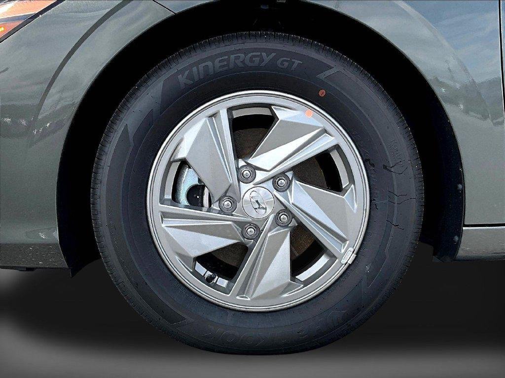 New 2026 Gray Hyundai SE image 26