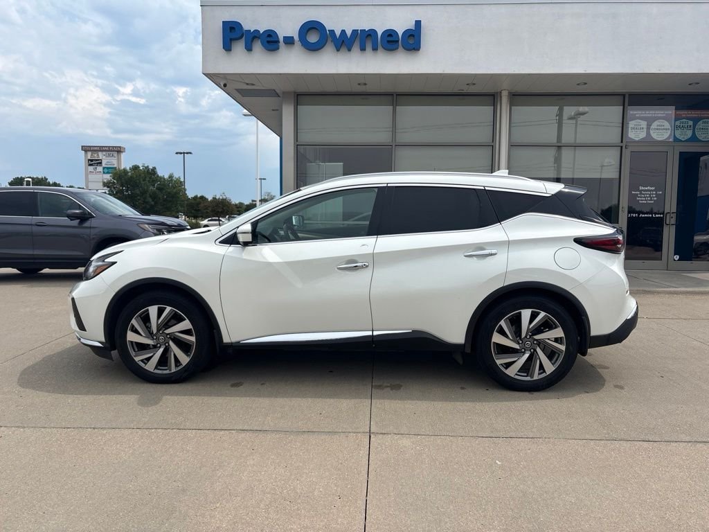 Used 2019 Pearl White Tricoat Nissan SL image 8