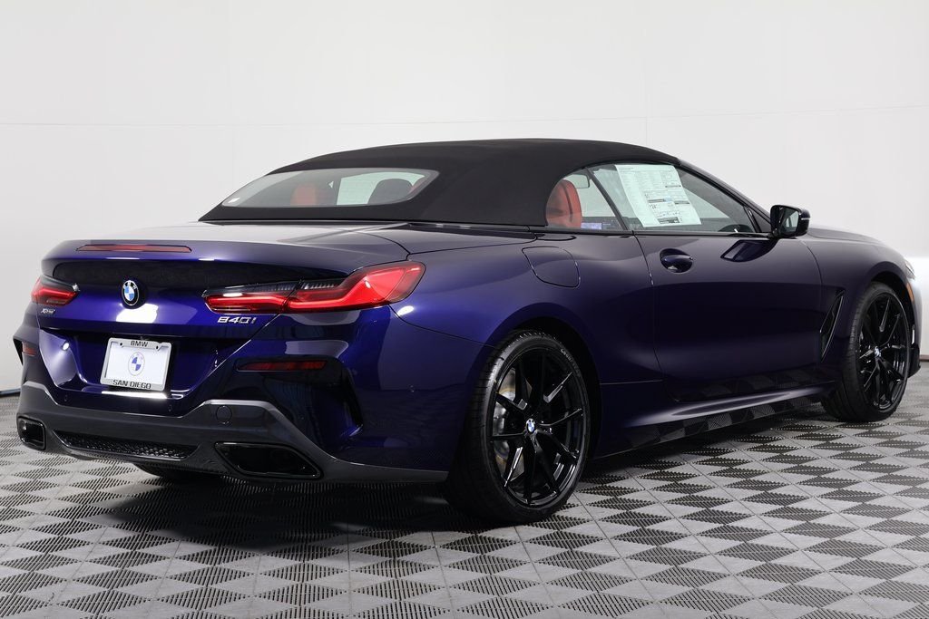 New 2026 Tanzanite Blue II Metallic BMW 840i image 2