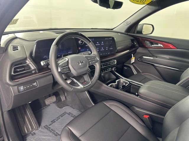 New 2026 Mosaic Black Metallic Chevrolet Z71 image 19
