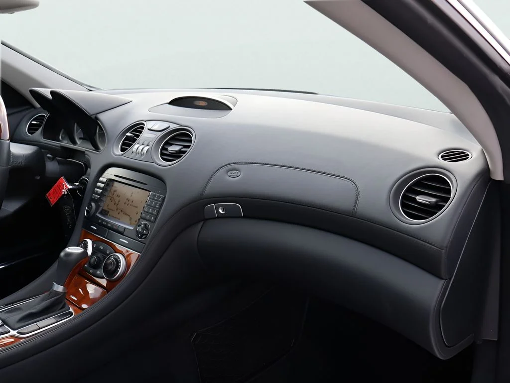 Used 2008 Iridium Silver Metallic Mercedes-Benz SL 550 image 12