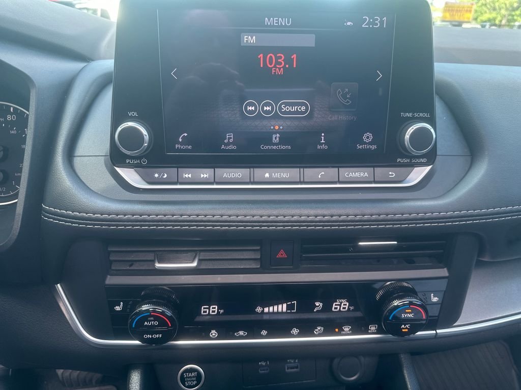 Used 2023 Gray Nissan SV image 11