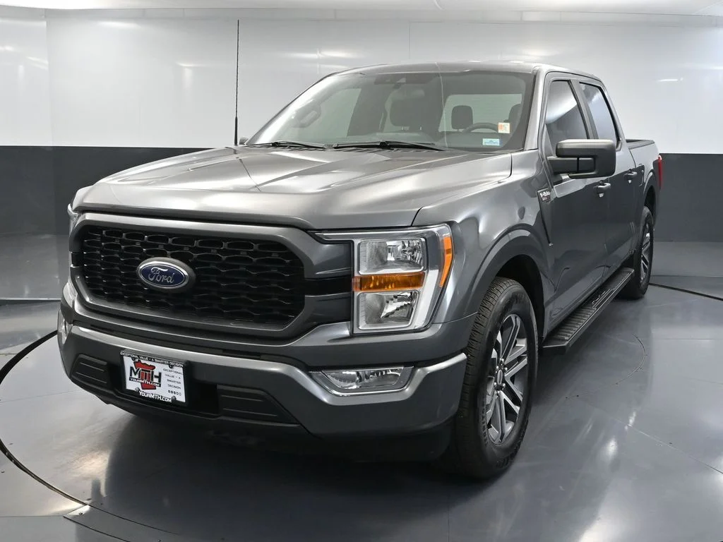 Used 2021 Gray Ford XL image 13