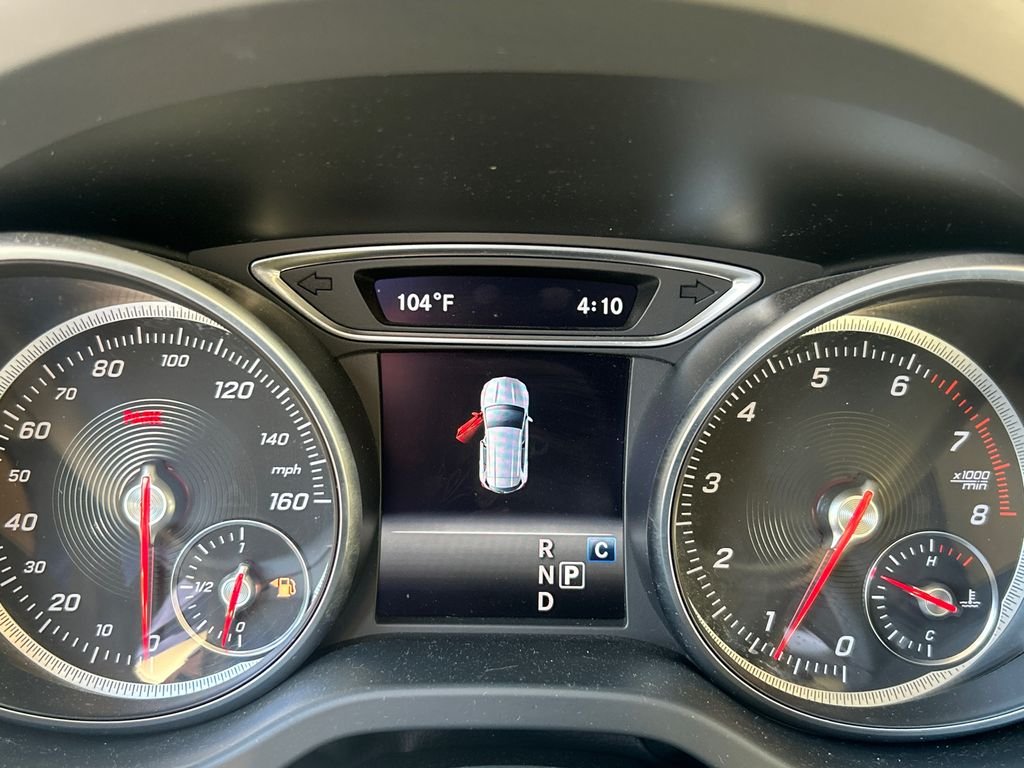 Used 2018 Black Mercedes-Benz GLA 250 image 14
