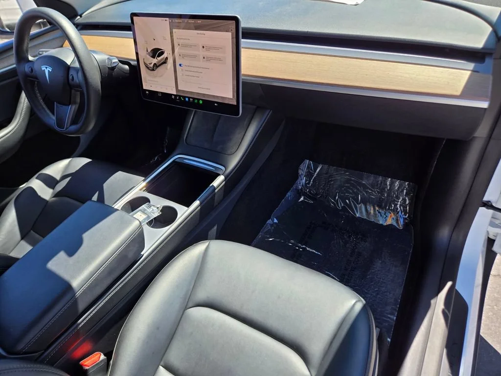 Used 2023 White Tesla Long Range image 16