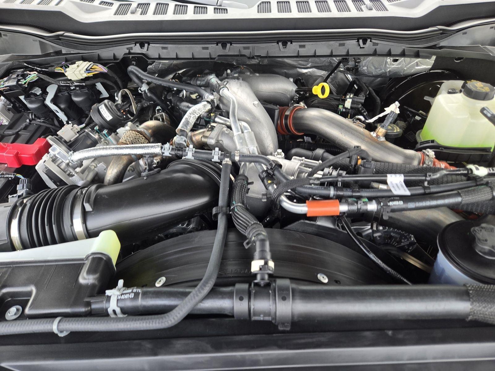 New 2026 Carbonized Gray Metallic FORD F-250® Lariat® image 19