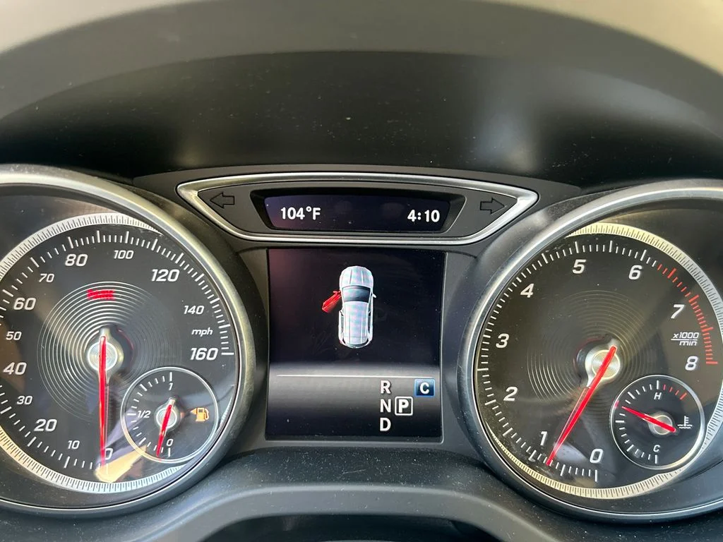 Used 2018 Black Mercedes-Benz GLA 250 image 14