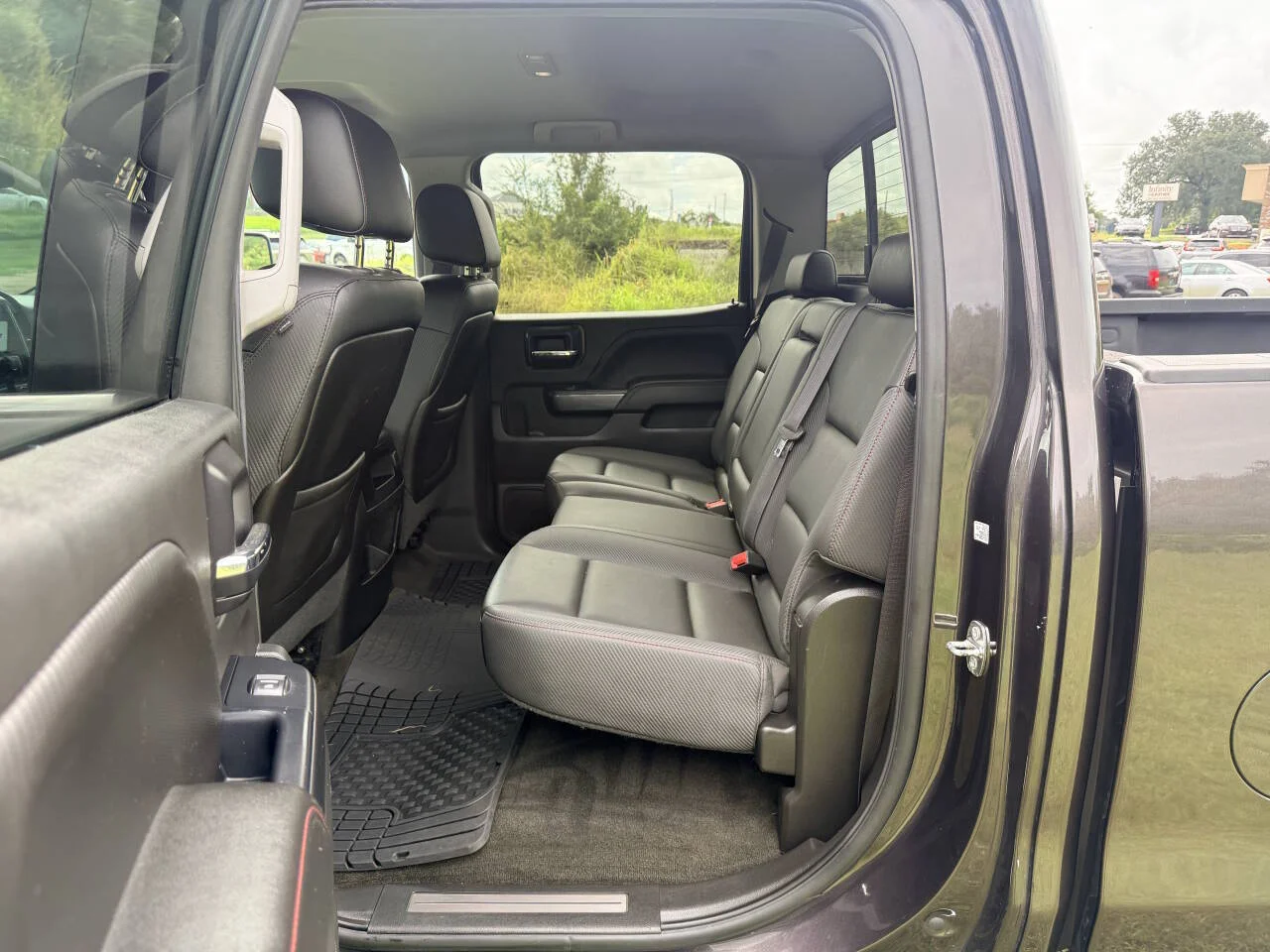 Used 2015 Gray GMC SLT 4x4 4dr Crew Cab 5.8 ft. SB image 23