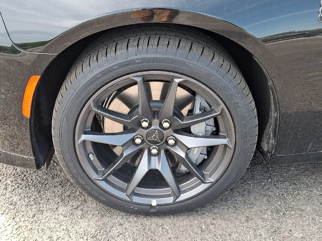 New 2026 Diamond Black Crystal Pearlcoat Dodge Scat Pack Plus image 19