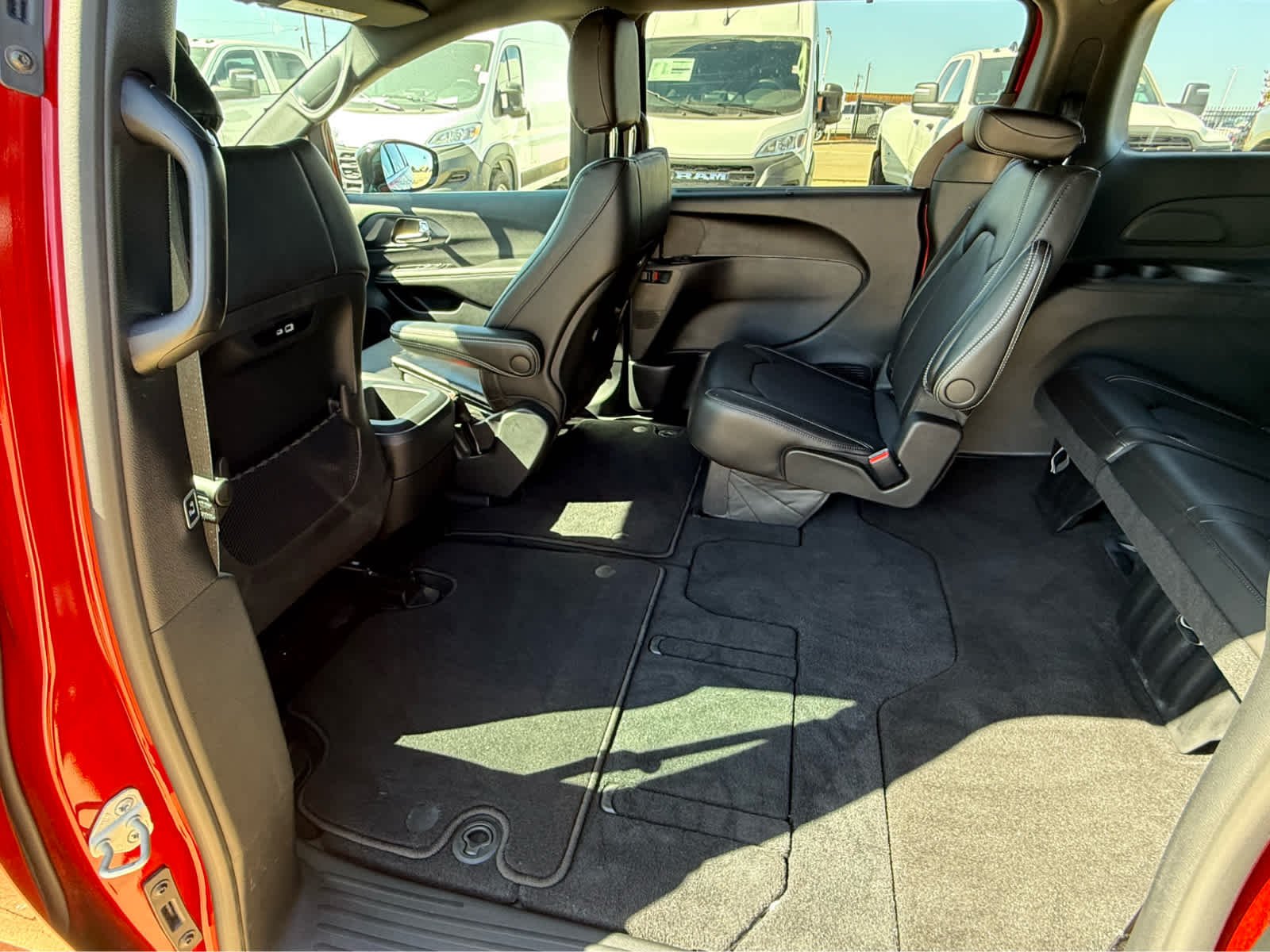 Used 2026 Red Hot Pearlcoat Chrysler Select image 13