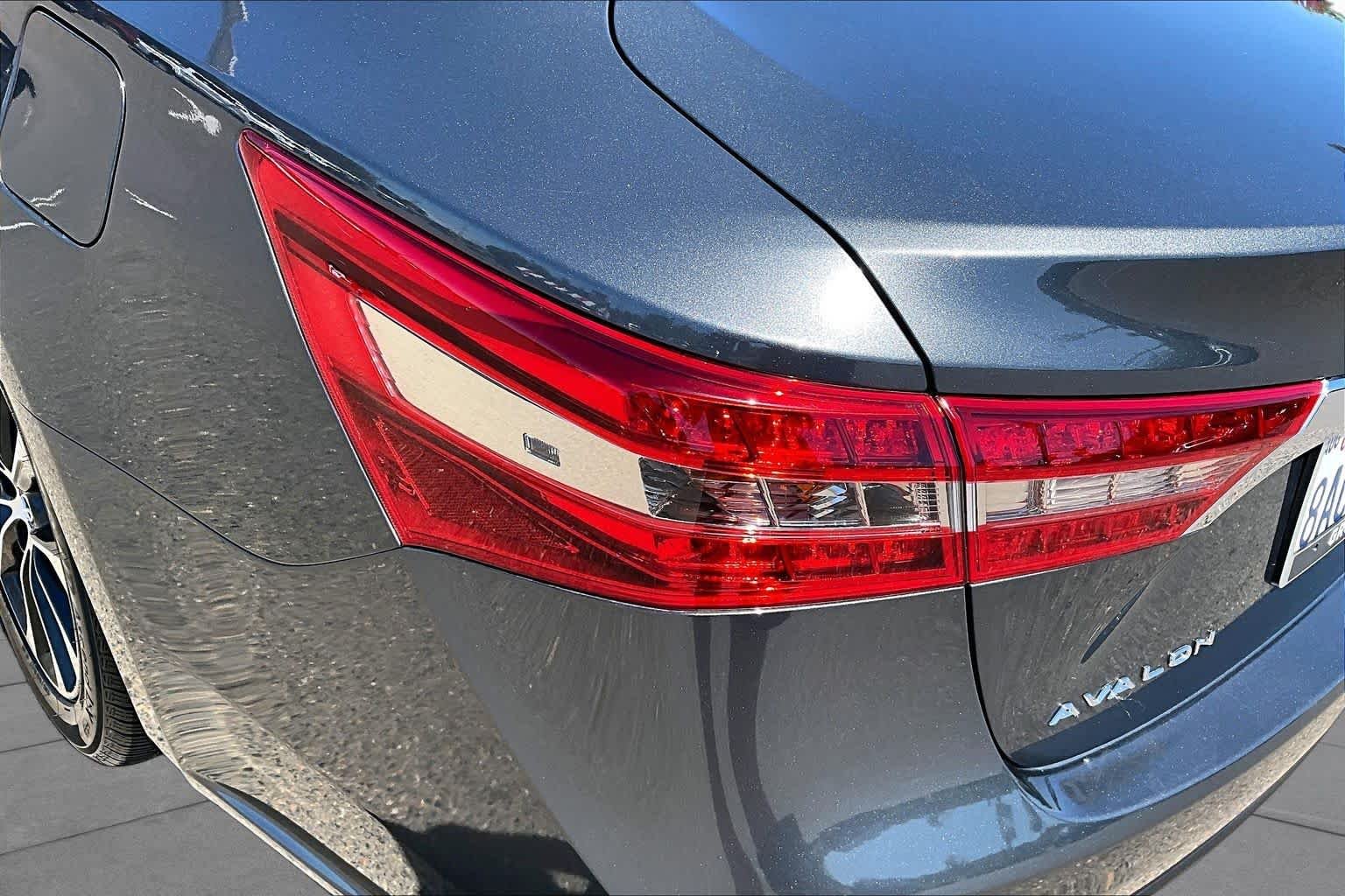 Used 2017 Magnetic Gray Metallic Toyota XLE image 28