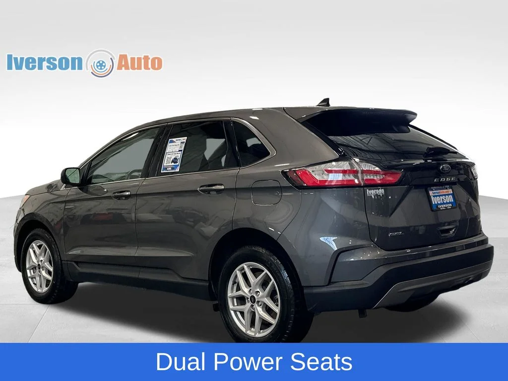 Used 2024 Gray Ford SEL image 12