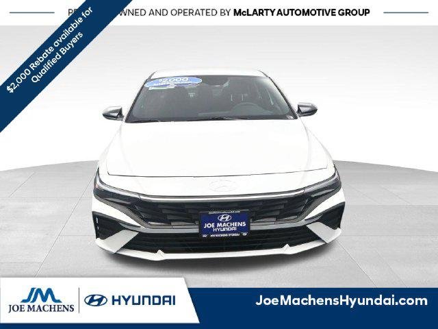 New 2026 White Hyundai SEL Sport image 4