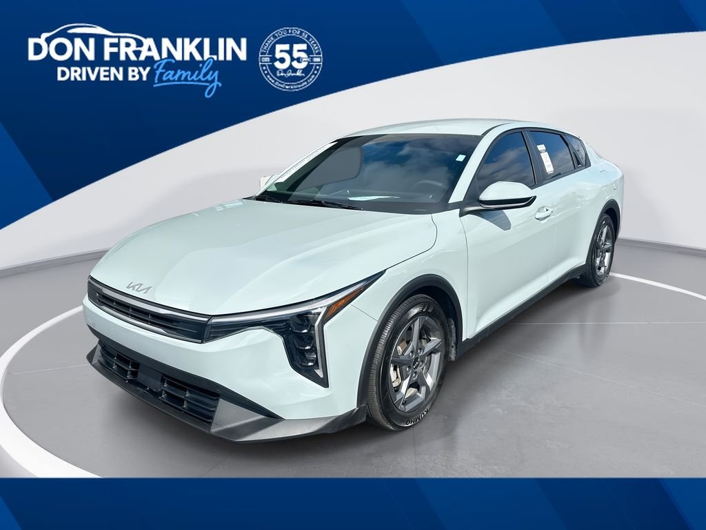 2025 Kia K4 LXS