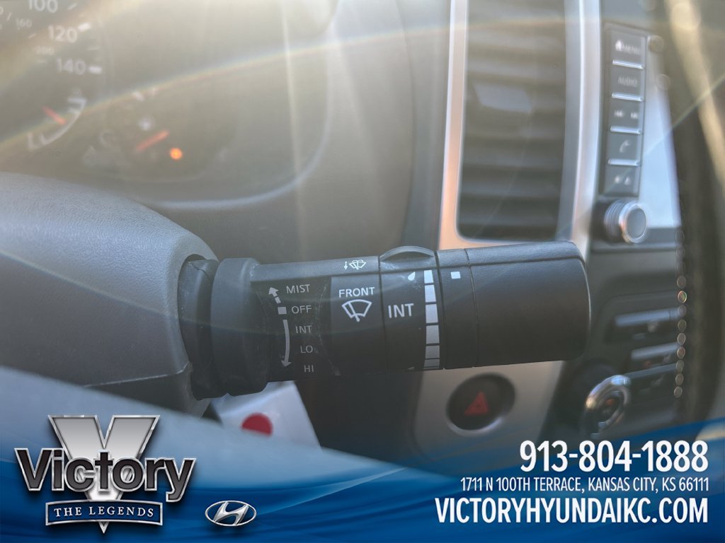 Used 2019 Blue Nissan SV image 21