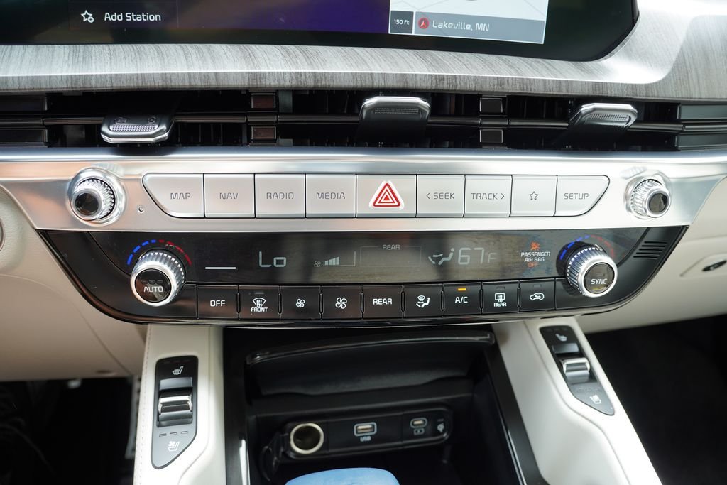 Used 2024 Midnight Lake Blue Kia SX image 30