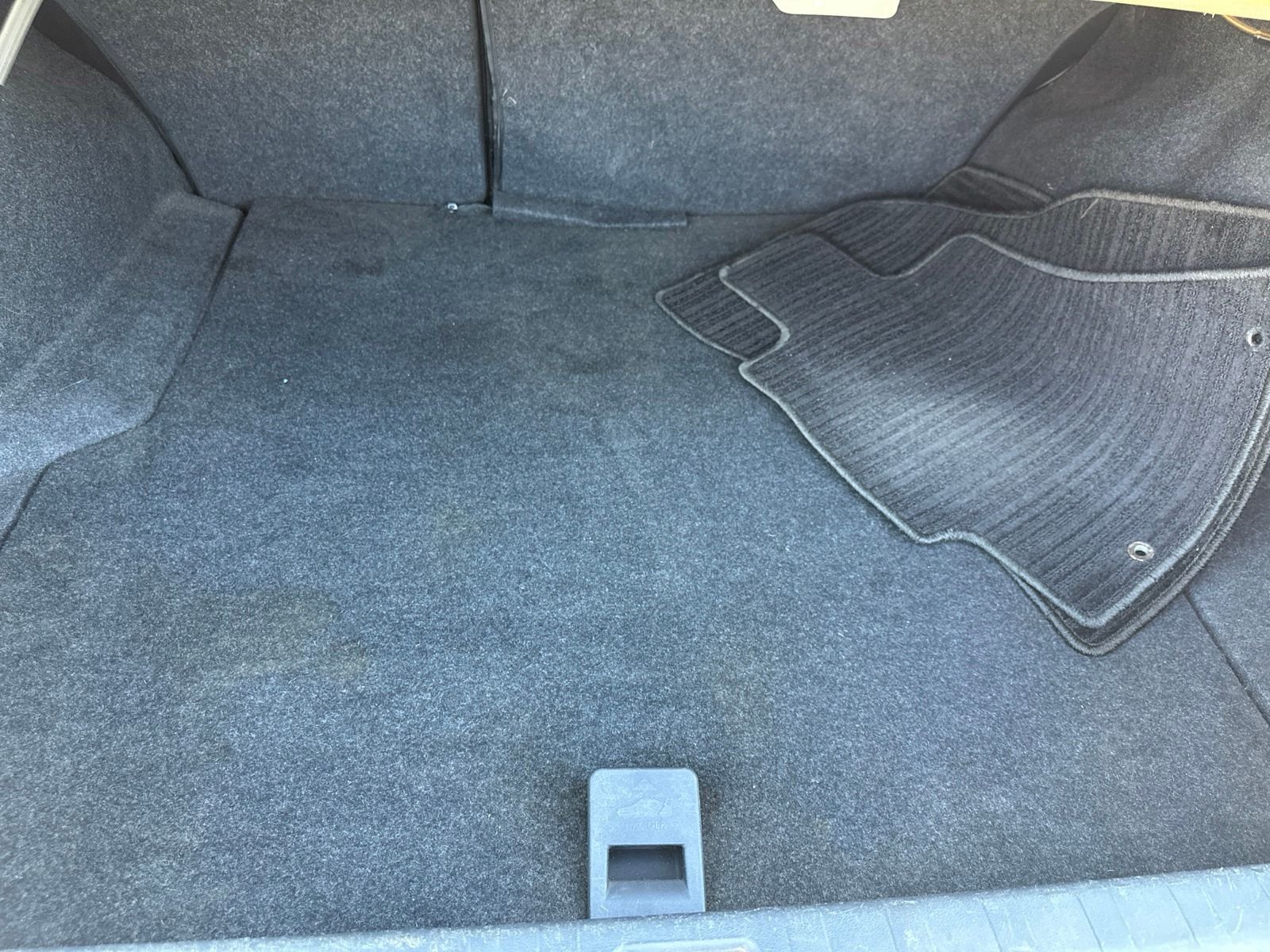 Used 2012 Gray Subaru 2.5i image 38