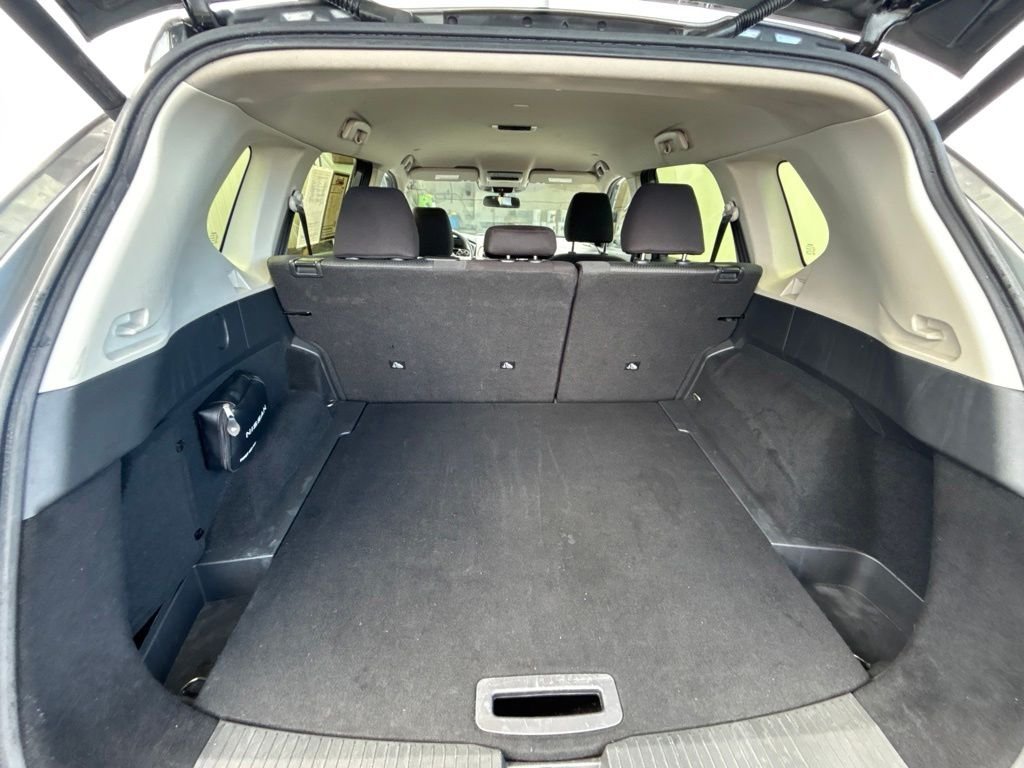 Used 2024 Gray Nissan SV image 20