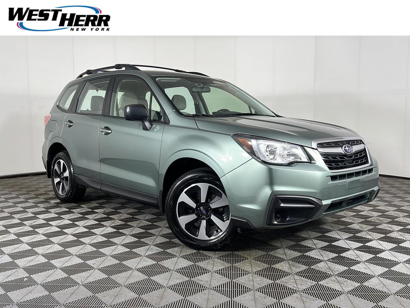 Used 2017 Jasmine Green Metallic Subaru 2.5i image 1