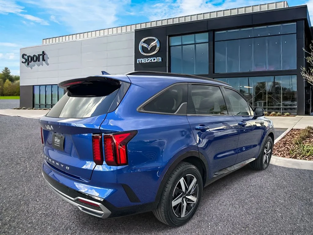 Used 2022 Blue Kia S image 3