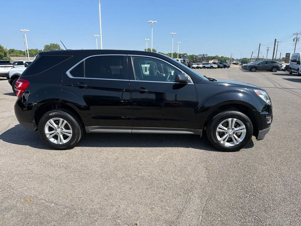 Used 2017 Chevrolet Equinox LS with VIN 2GNALBEK7H1537909 for sale in Muskogee, OK