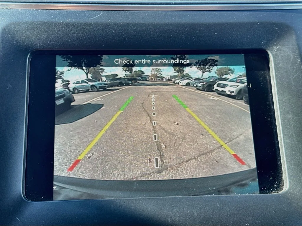 Used 2020 Green Jeep Latitude image 16