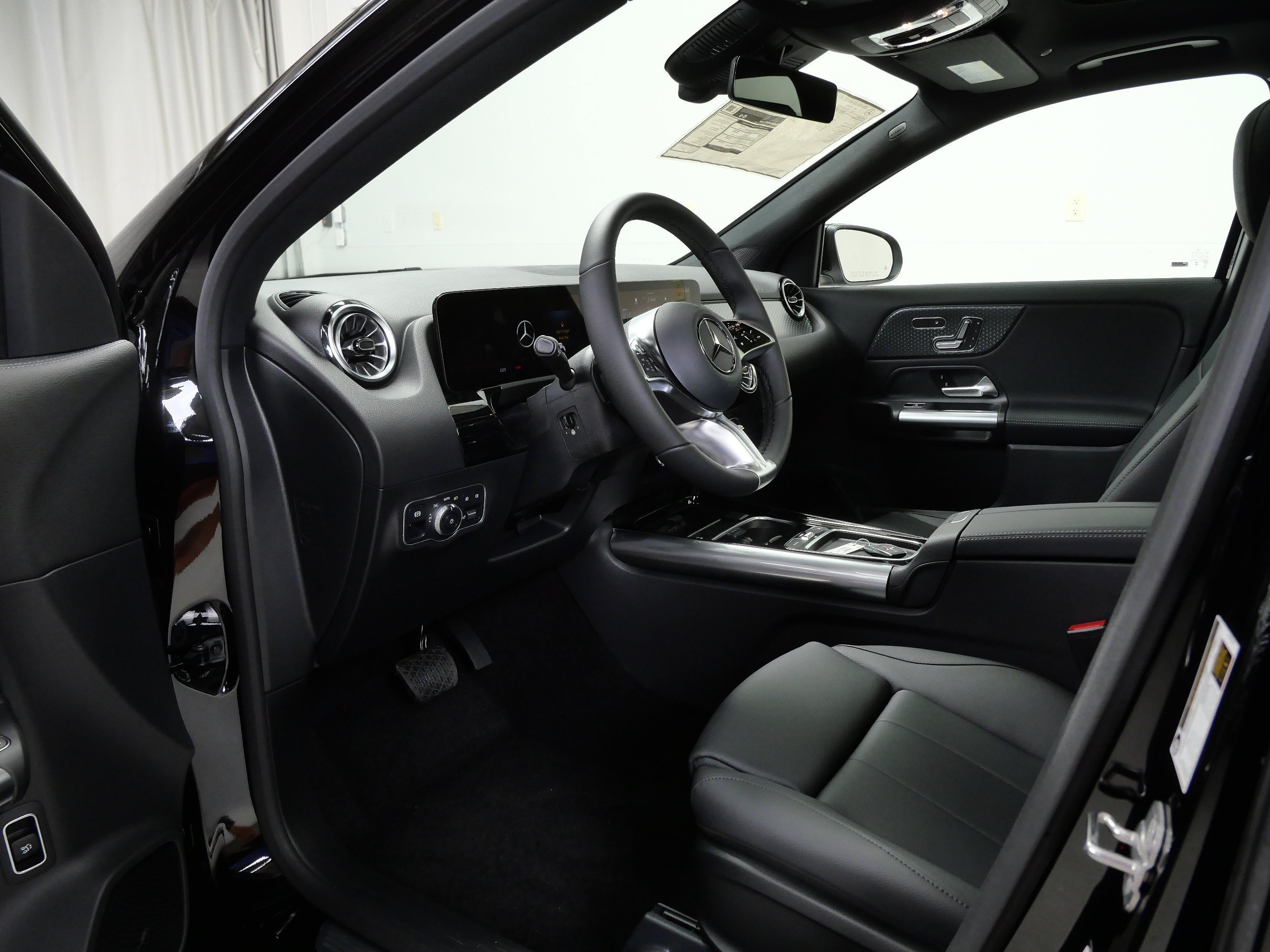 New 2026 Night Black Mercedes-Benz GLA 250 image 7