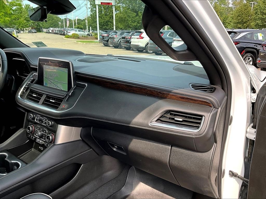Used 2023 White Chevrolet Premier image 13