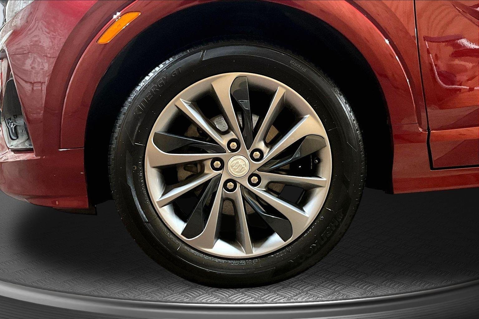 Used 2023 Cinnabar Metallic Buick Select image 10