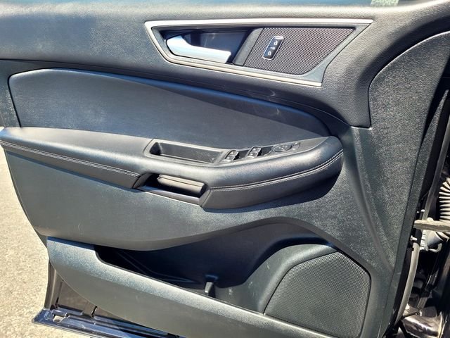 Used 2023 Black Ford SEL image 14