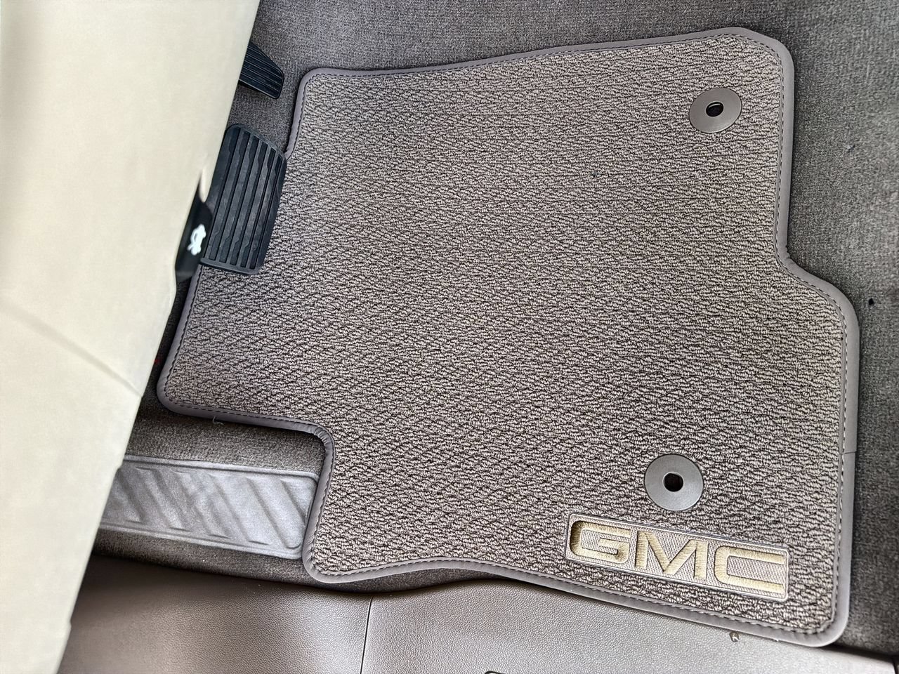 New 2026 Onyx Black GMC Denali image 30